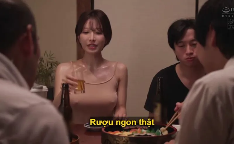 Cô vợ gạ trả bài cả gia đình người chồng vì ông chồng dẫn về quê rồi bỏ bê dâm đãng sml