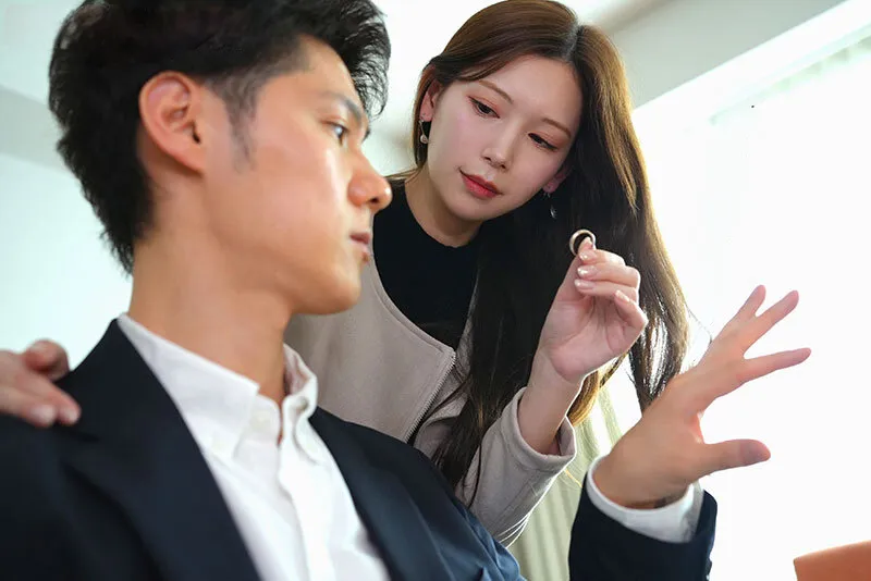Cô vợ đi đi giã ngoại, chồng yêu ở nhà bị nhỏ em bà xã gạ làm tình không trượt phát nào
